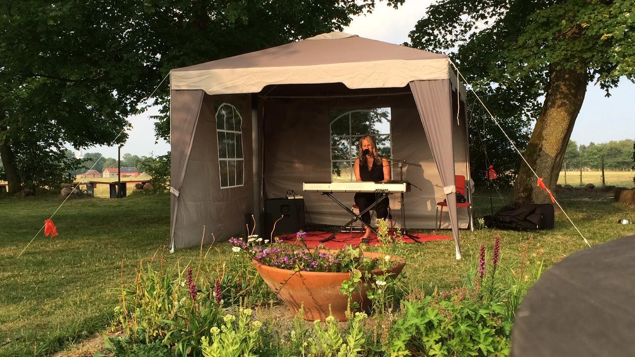 Tryde 1303 B&B Pa Oesterlen 토멜리라 외부 사진